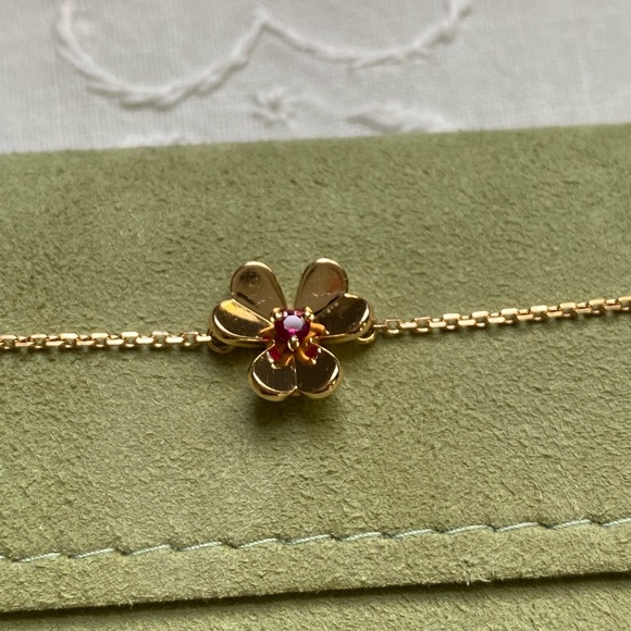 Van Cleef & Arpels Frivole bracelet mini model 18K Rose Gold Ruby - Picture 5 of 5